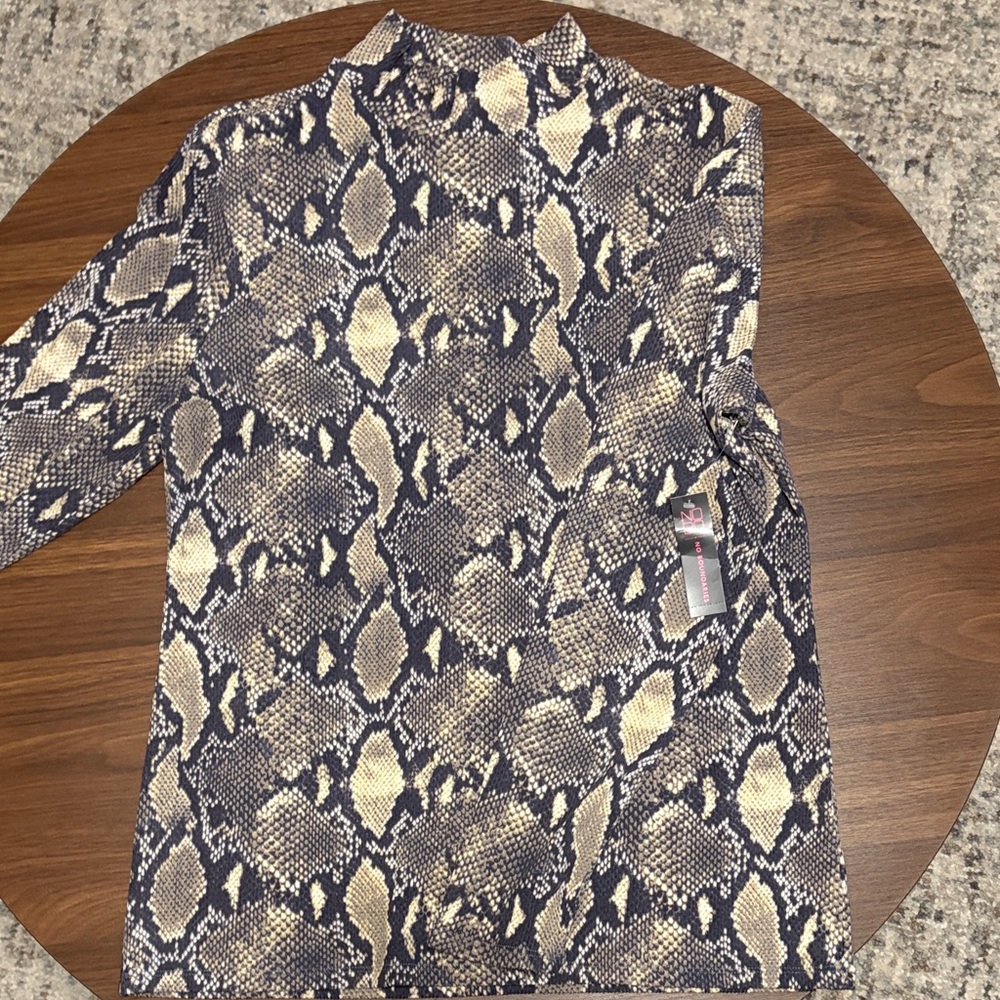 No Boundaries Snake Print Long Sleeve Top - Black and Cream